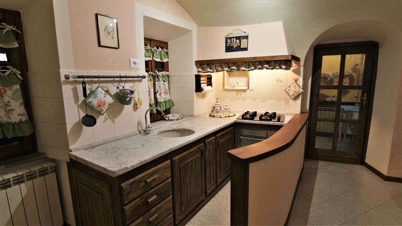 La Casina Dei Cuori Di Nonna Miglia Villa Pallerone Exterior foto